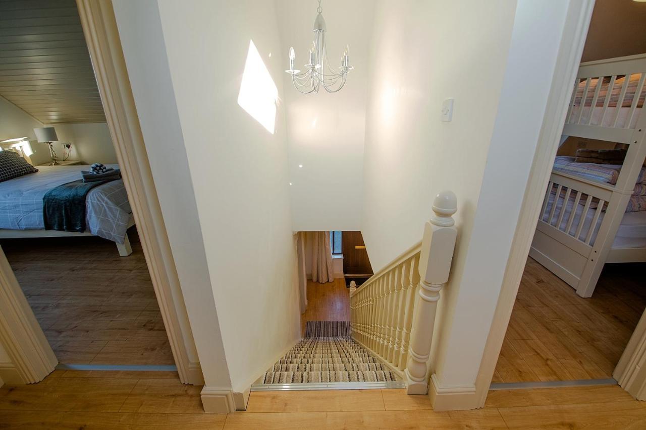 Bradog House - Beautiful 4 Bedroom House In Central Бандоран Экстерьер фото